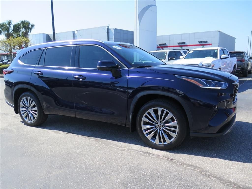 2024 Toyota Highlander Platinum FWD