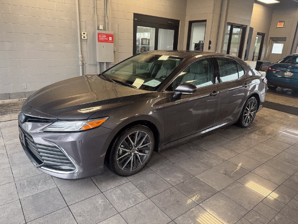 Predawn Gray Mica 2021 Toyota Camry Hybrid Sedan Front-Wheel Drive Continuously Variable Transmission