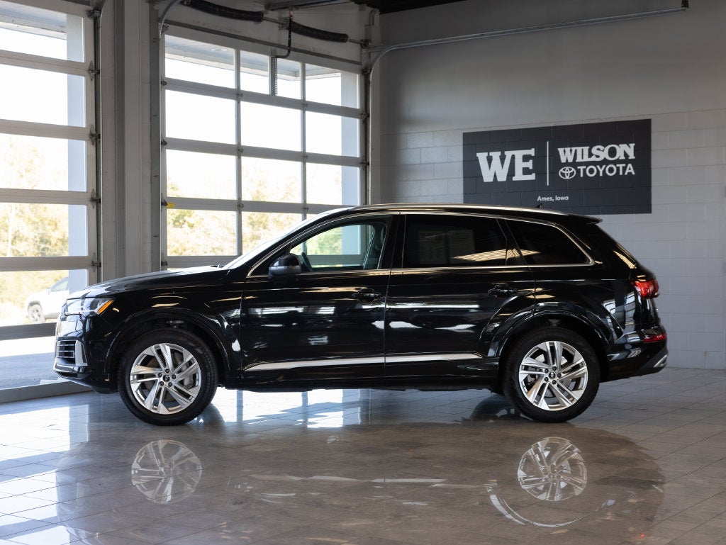  2022 Audi Q7 quattro Premium Plus 55 TFSI   