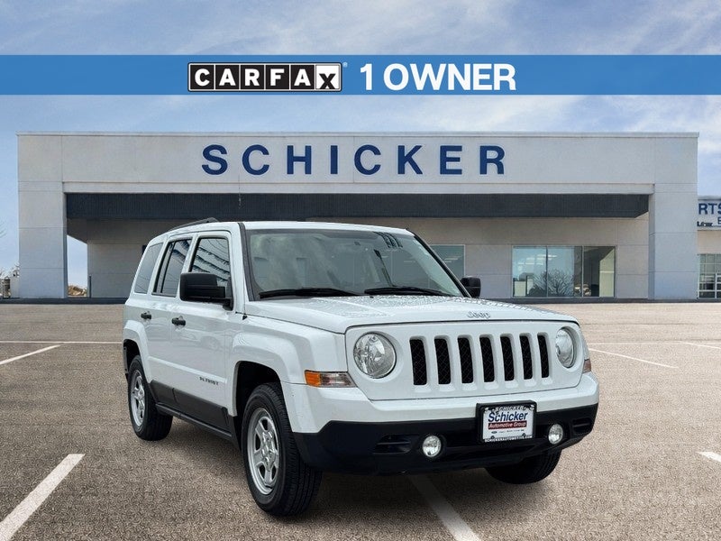 Bright White Clearcoat 2016 Jeep Patriot SUV / Crossover Front-Wheel Drive Continuously Variable Transmission