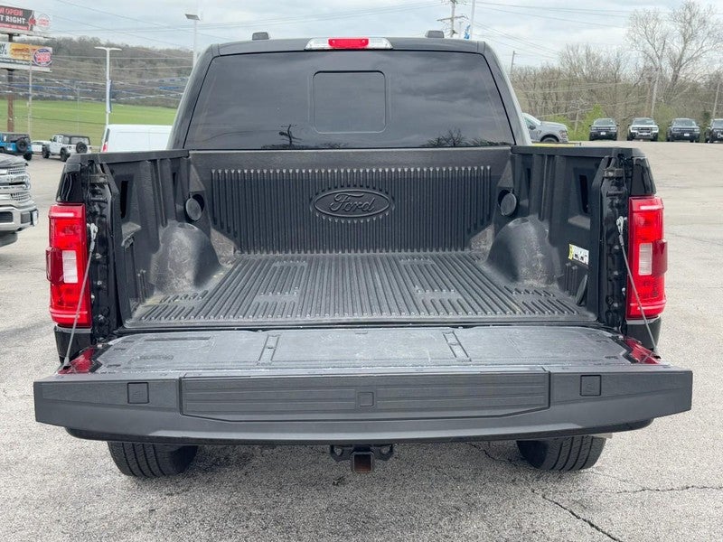 View vehicle photo 5