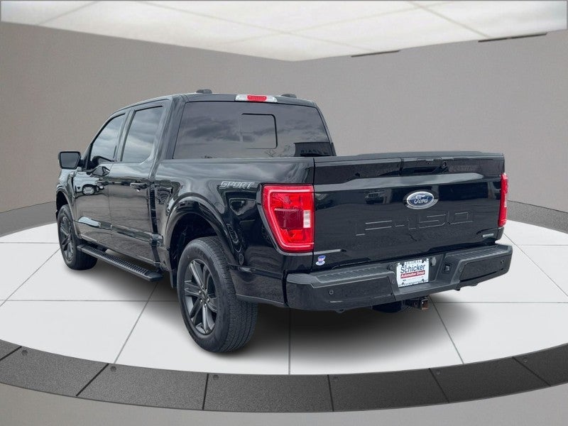 View vehicle photo 6