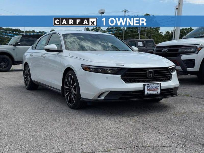 Platinum White Pearl 2023 Honda Accord Hybrid Sedan Front-Wheel Drive Continuously Variable Transmission