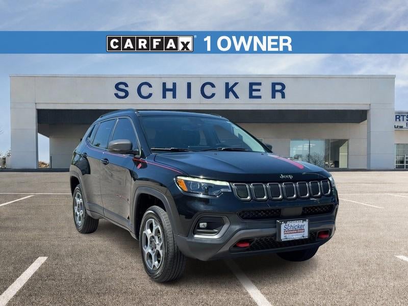 Diamond Black Crystal Pearlcoat 2022 Jeep Compass SUV / Crossover Four-Wheel Drive 9-Speed Automatic