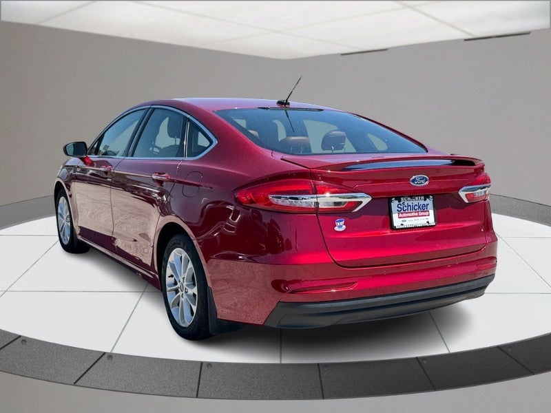 View vehicle photo 6