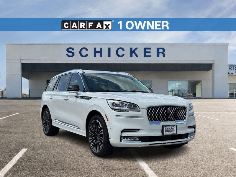Pristine White Metallic Tri-Coat 2024 Lincoln Aviator SUV / Crossover All-Wheel Drive Automatic