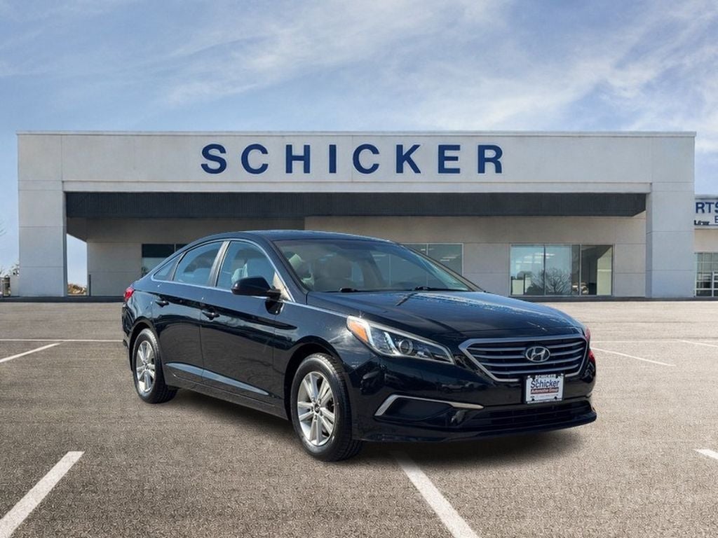 Phantom Black 2017 Hyundai Sonata Sedan Front-Wheel Drive 6-Speed Automatic
