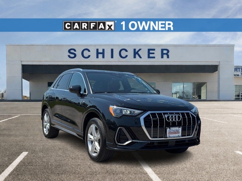 2020 Audi Q3 Negro (Mythos Black Metallic) SUV/Crossover Tracción en las cuatro ruedas 8 velocidades Automática