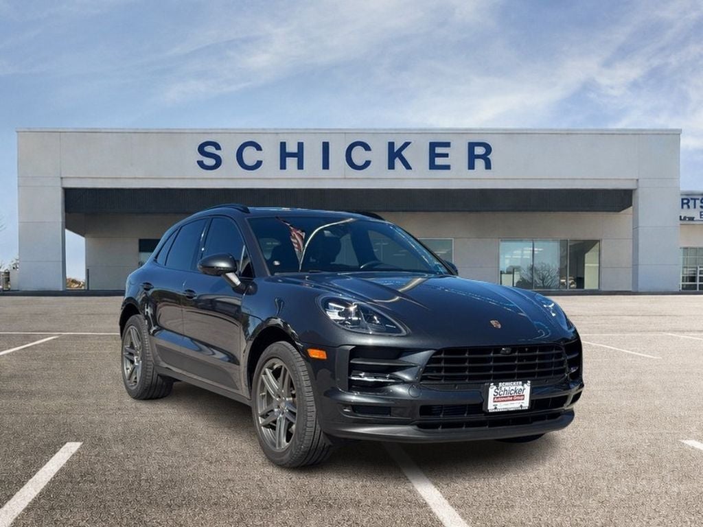 2021 Porsche Macan AWD