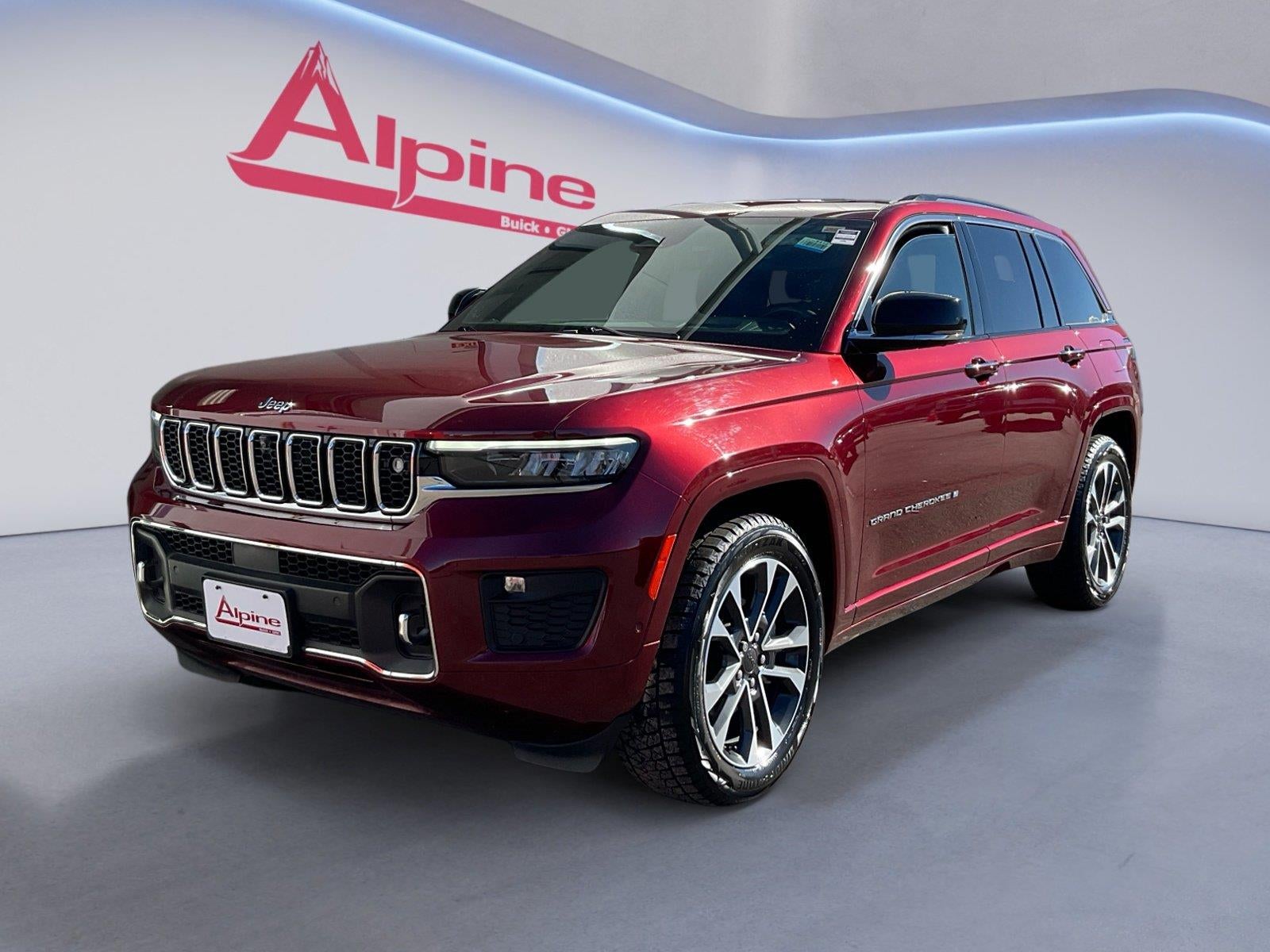  2023 Jeep Grand Cherokee Overland 4WD   