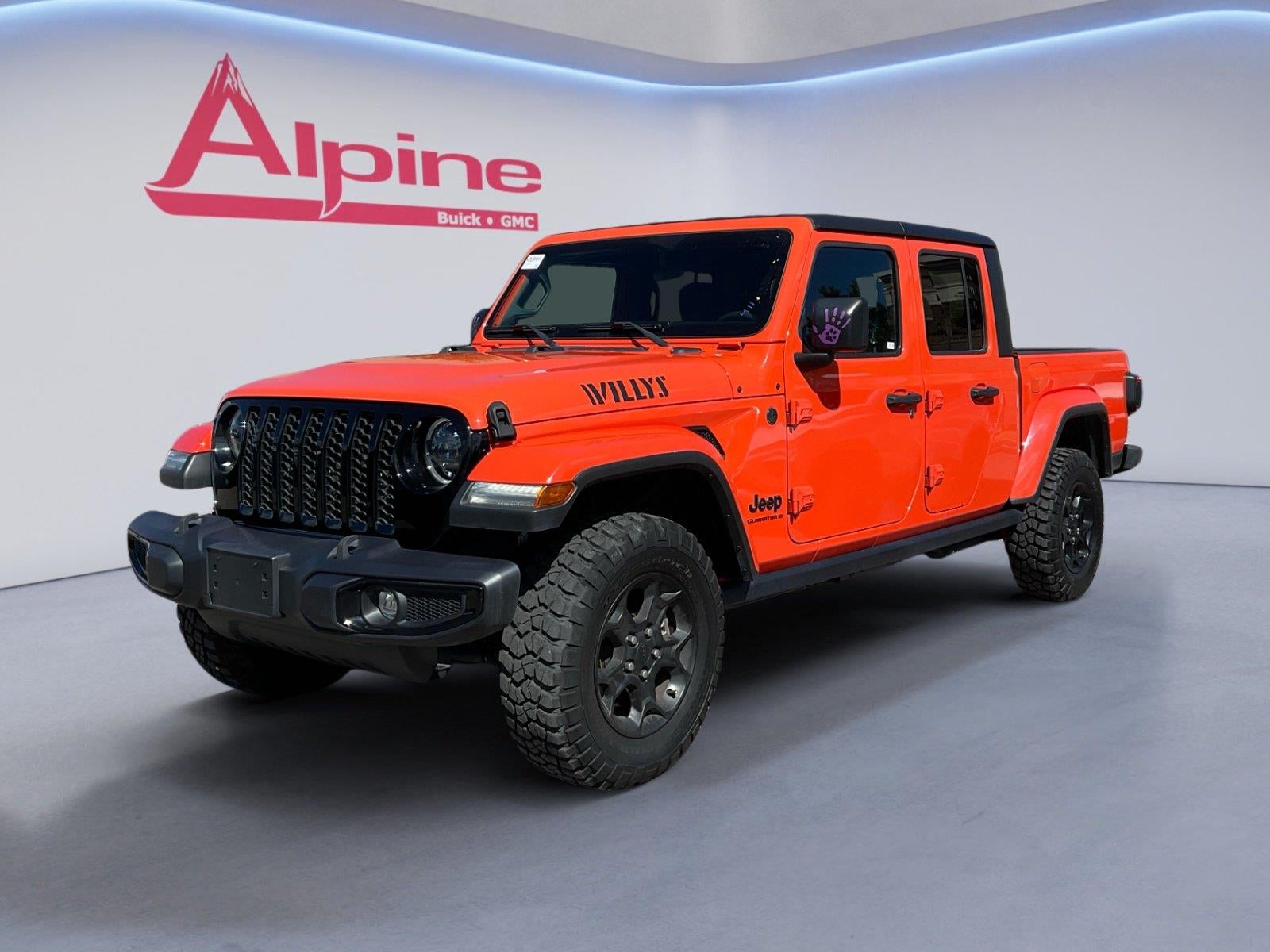  2023 Jeep Gladiator Willys Crew Cab 4WD   