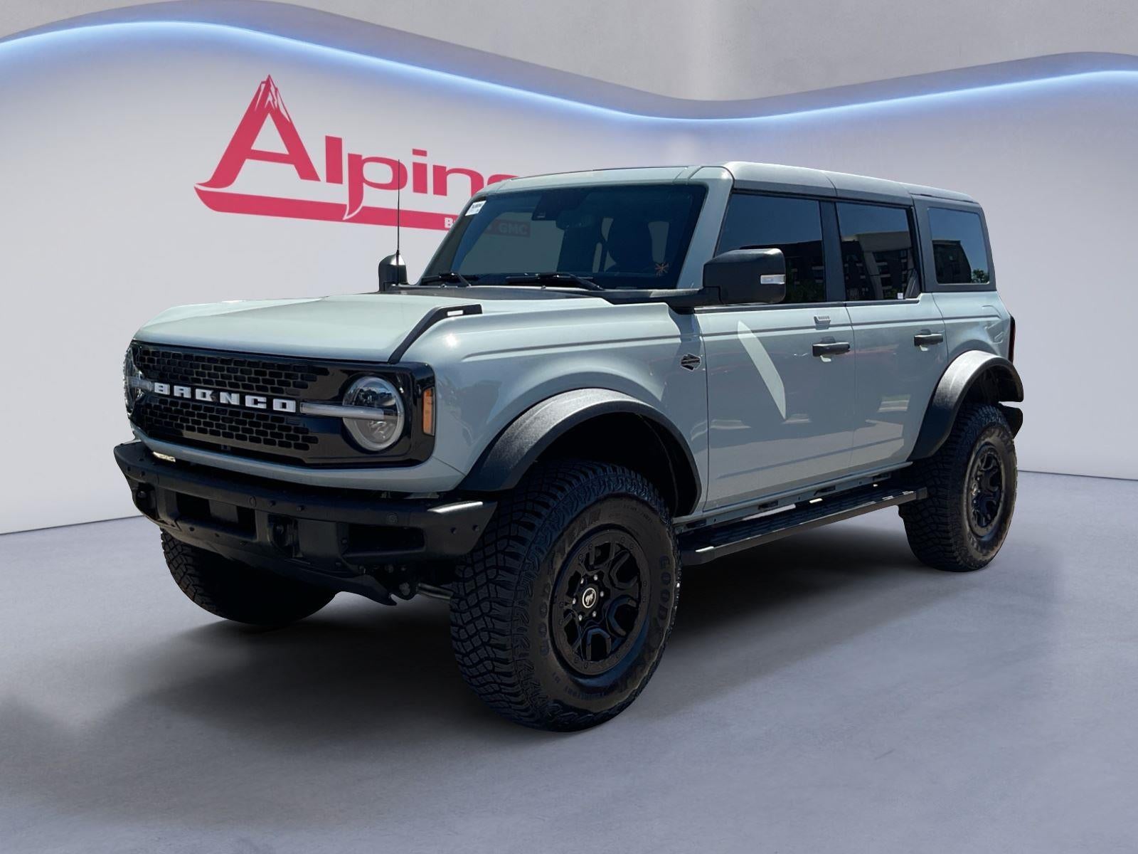 ? 2022 Ford Bronco SUV / Crossover Four-Wheel Drive 