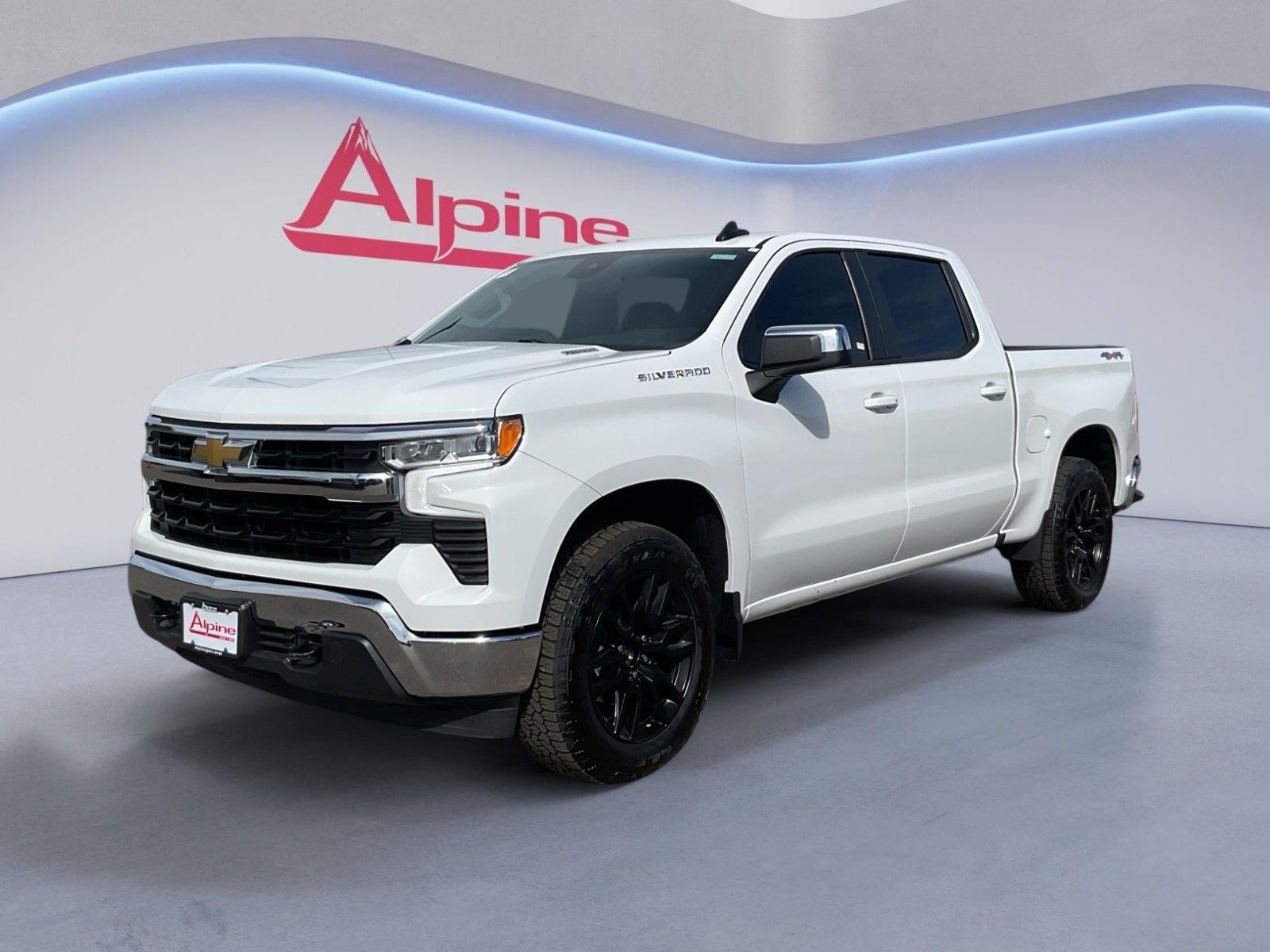 Summit White 2025 Chevrolet Silverado 1500 Pickup Truck Four-Wheel Drive Automatic