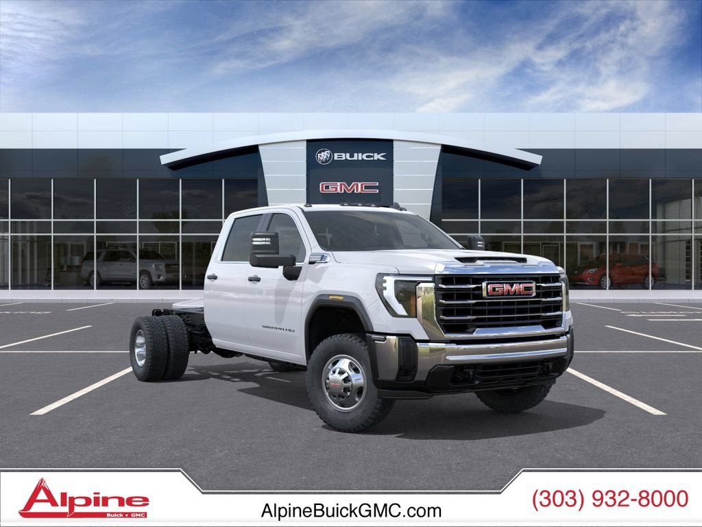 Summit White 2026 GMC Sierra 3500HD Chassis Pickup Truck Four-Wheel Drive Automatic