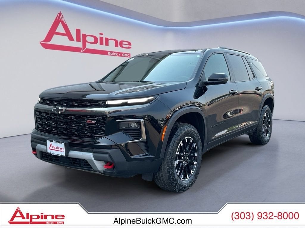 Mosaic Black Metallic 2025 Chevrolet Traverse SUV / Crossover Four-Wheel Drive Automatic