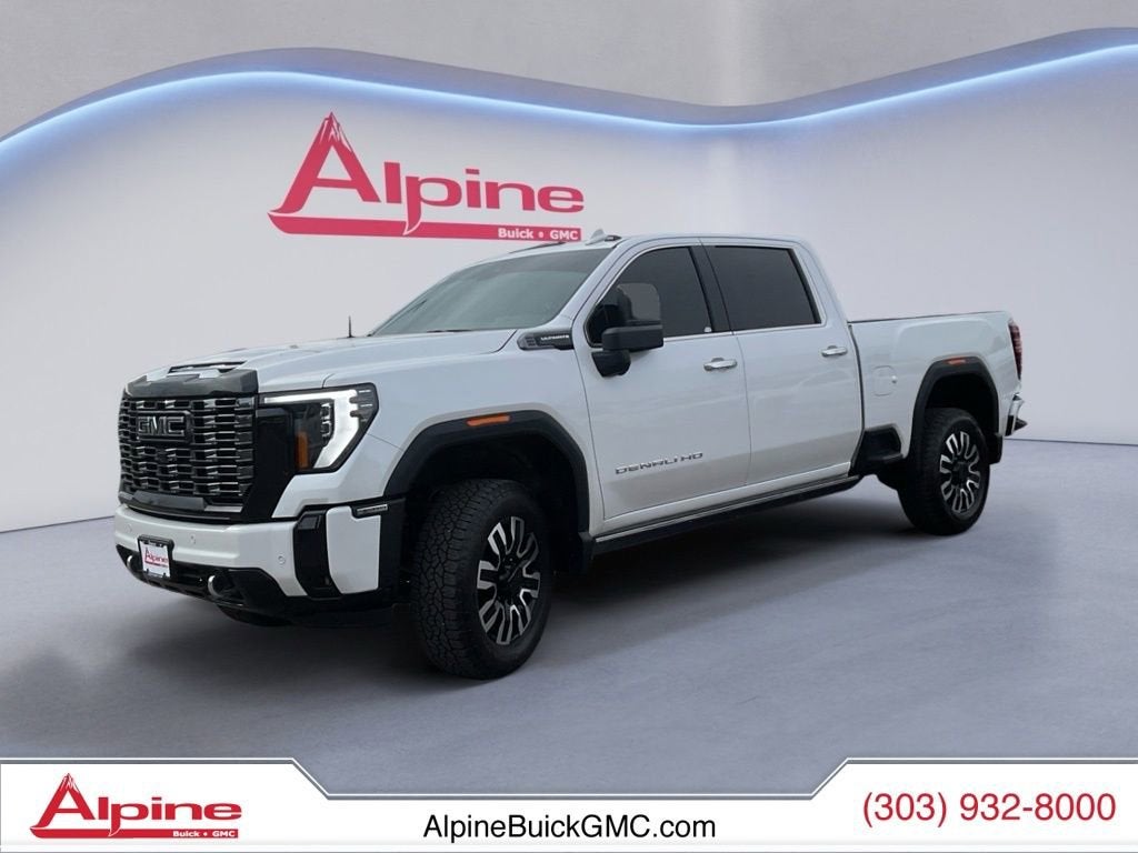 2025 GMC Sierra 3500HD Denali Ultimate Crew Cab 4WD