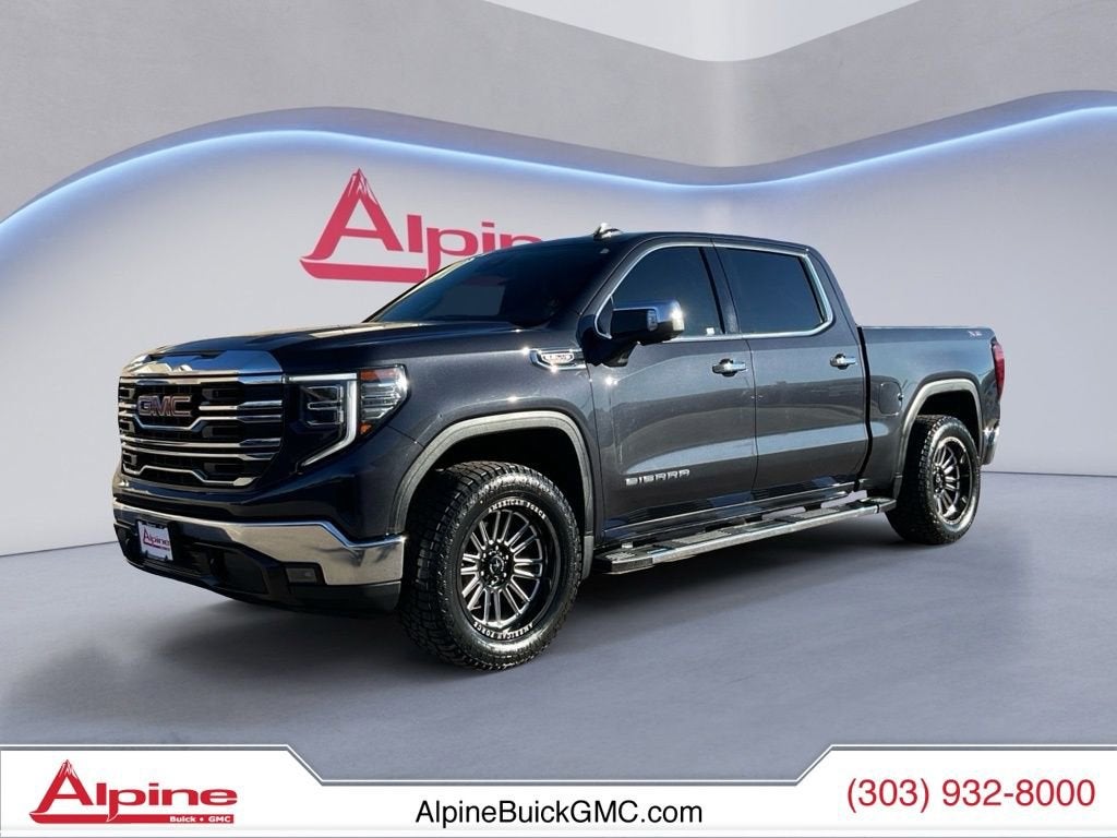 2023 GMC Sierra 1500 SLT Crew Cab 4WD