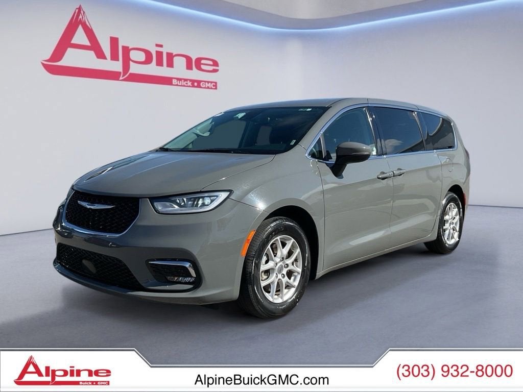 Gray 2023 Chrysler Pacifica Minivan Front-Wheel Drive Automatic