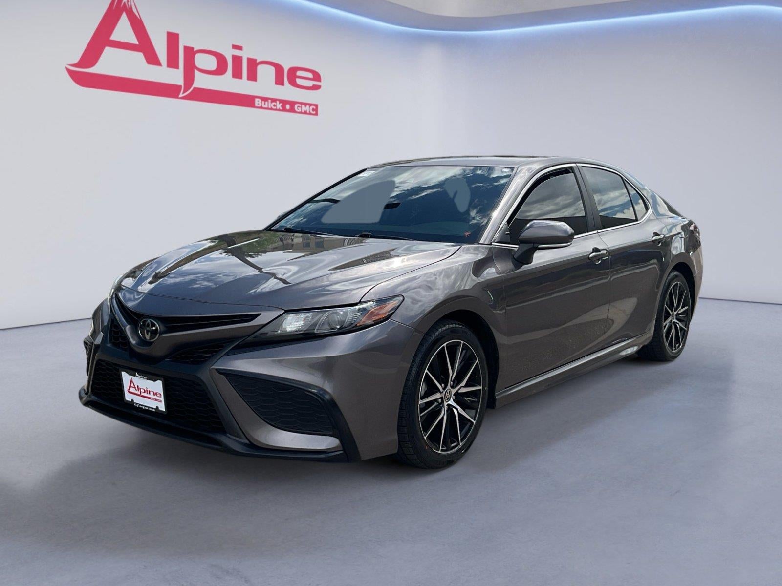 Gray 2022 Toyota Camry Sedan Front-Wheel Drive Automatic