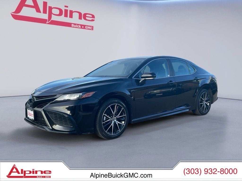 2024 Toyota Camry SE FWD