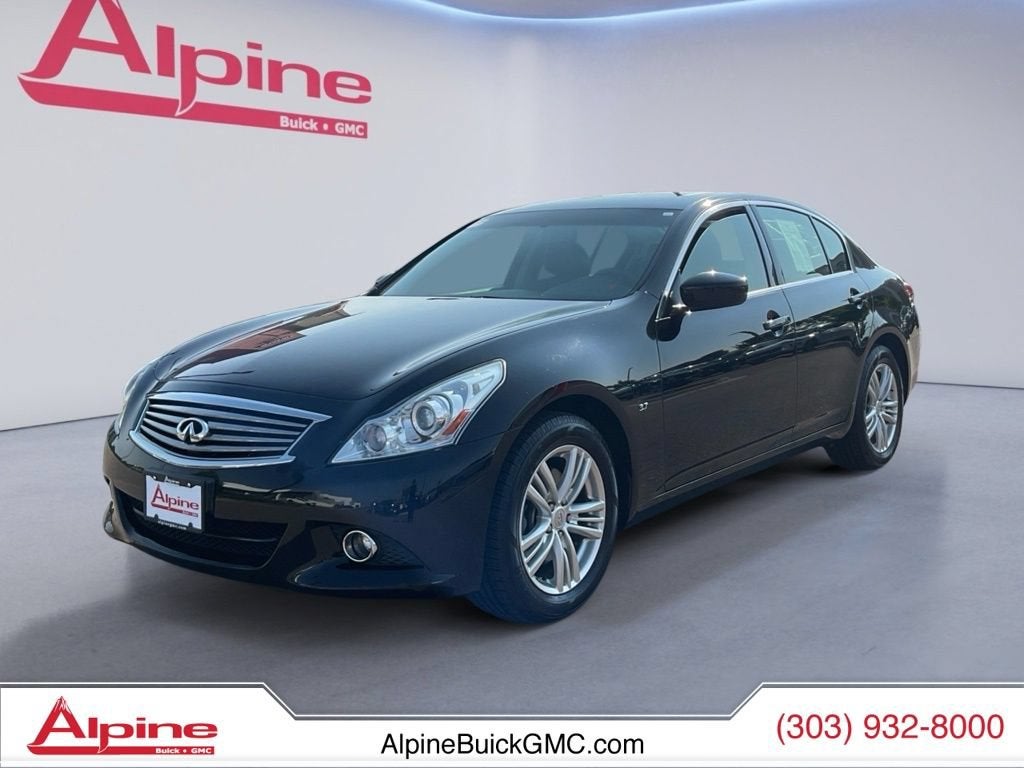 Black 2015 INFINITI Q40 Sedan All-Wheel Drive 