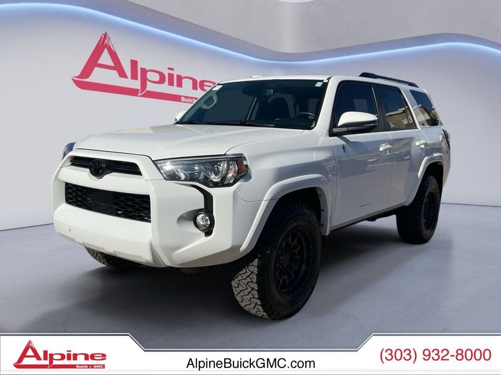 White 2020 Toyota 4Runner SUV / Crossover Four-Wheel Drive 