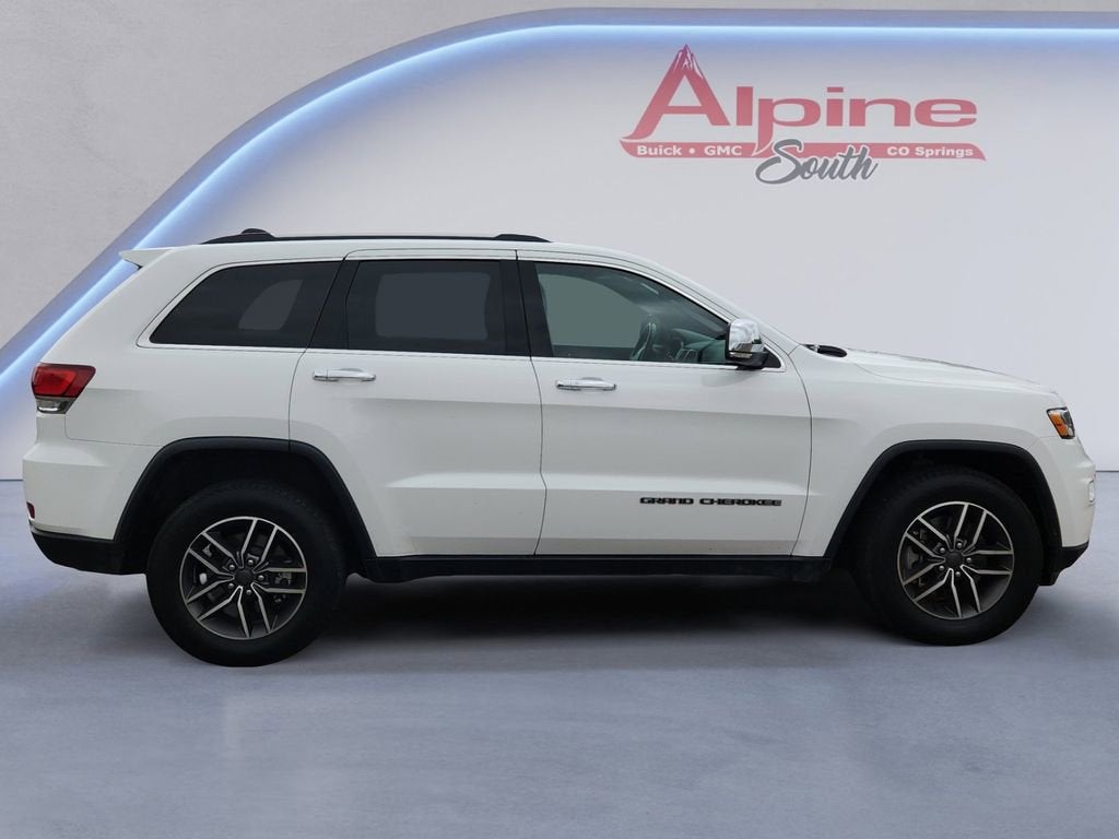 View vehicle photo 6