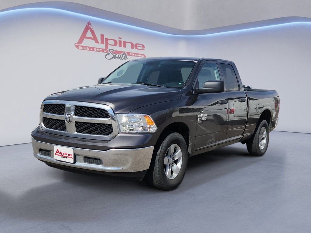 2024 RAM 1500 Classic SLT Quad Cab 4WD
