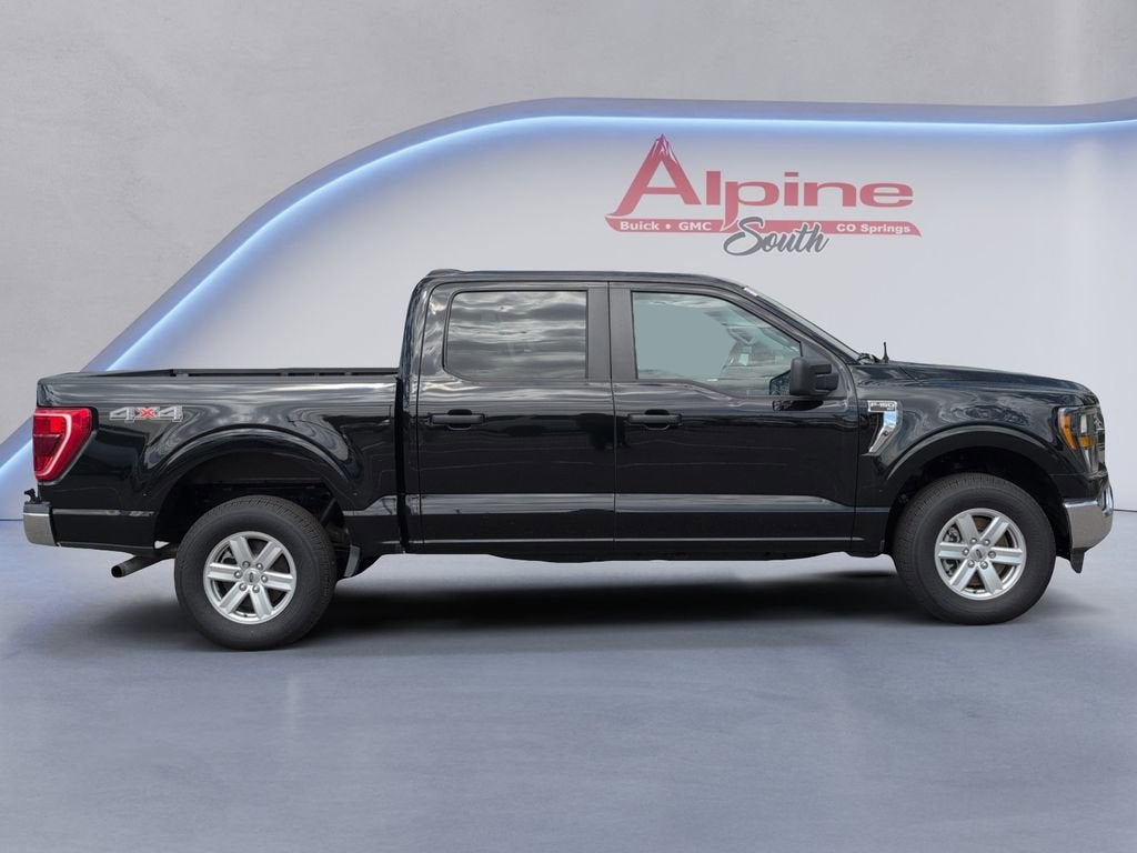 View vehicle photo 6