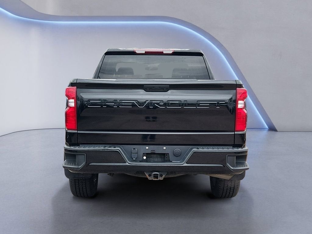 View vehicle photo 4