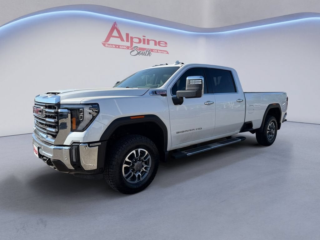 White Frost Tricoat 2024 GMC Sierra 3500HD Pickup Truck Four-Wheel Drive Automatic