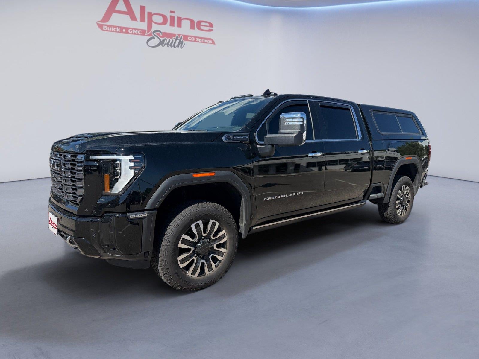 2025 GMC Sierra 3500HD Denali Ultimate Crew Cab 4WD
