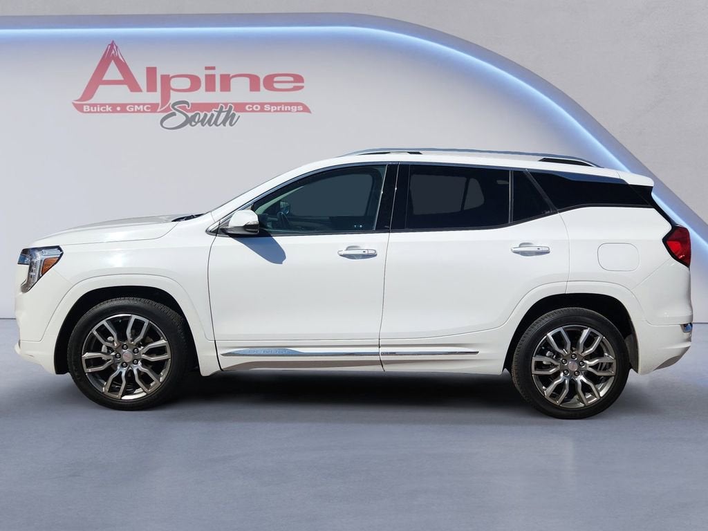 View vehicle photo 2