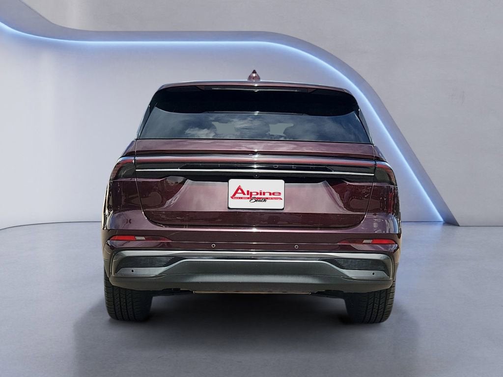 View vehicle photo 4