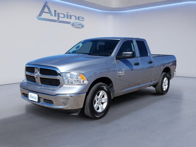 2024 RAM 1500 Classic SLT Quad Cab 4WD