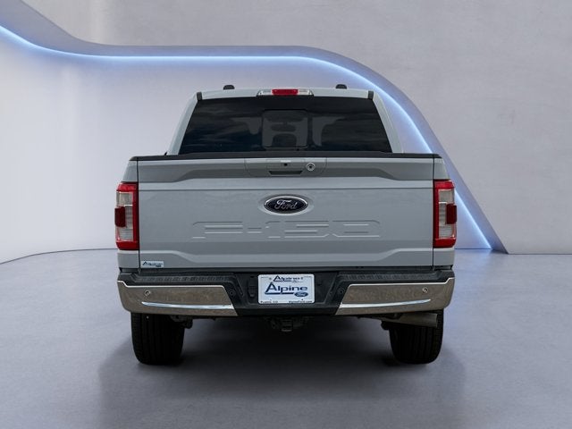 View vehicle photo 4