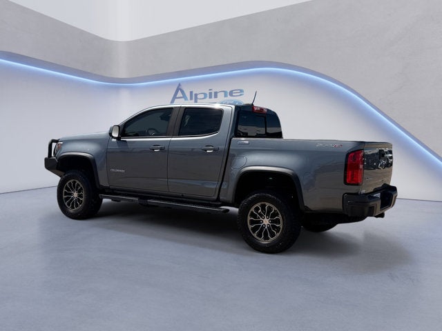 View vehicle photo 3