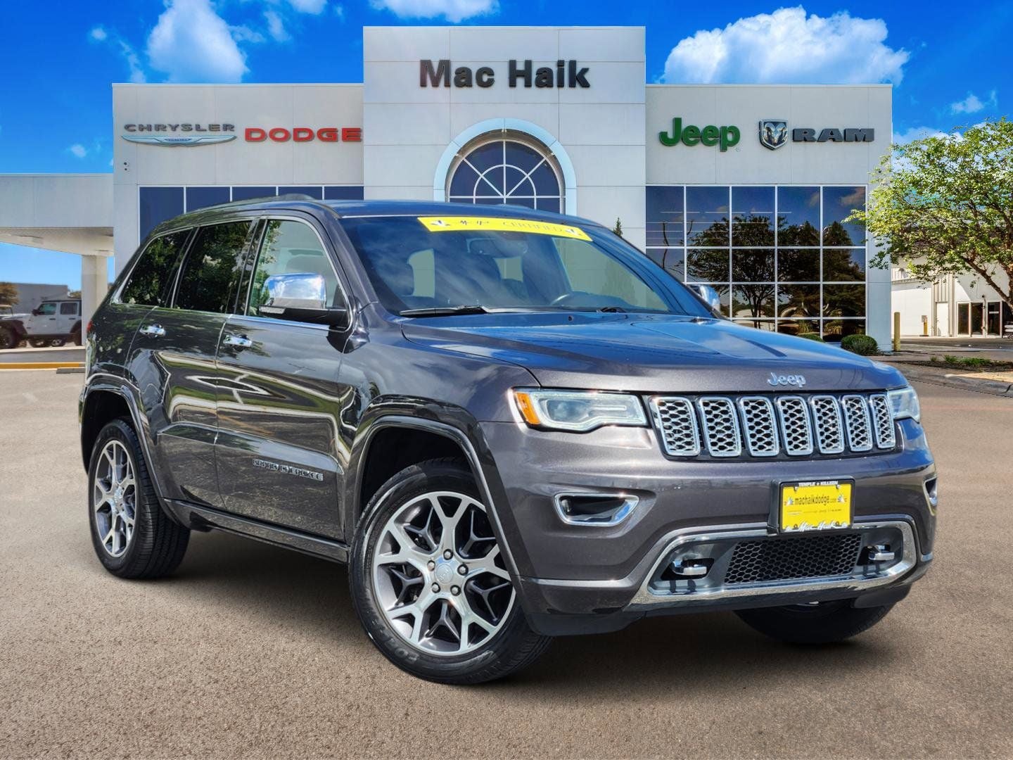 Gray (Granite Crystal Metallic Clearcoat) 2020 Jeep Grand Cherokee Overland 4WD SUV / Crossover Four-Wheel Drive 8-Speed Automatic