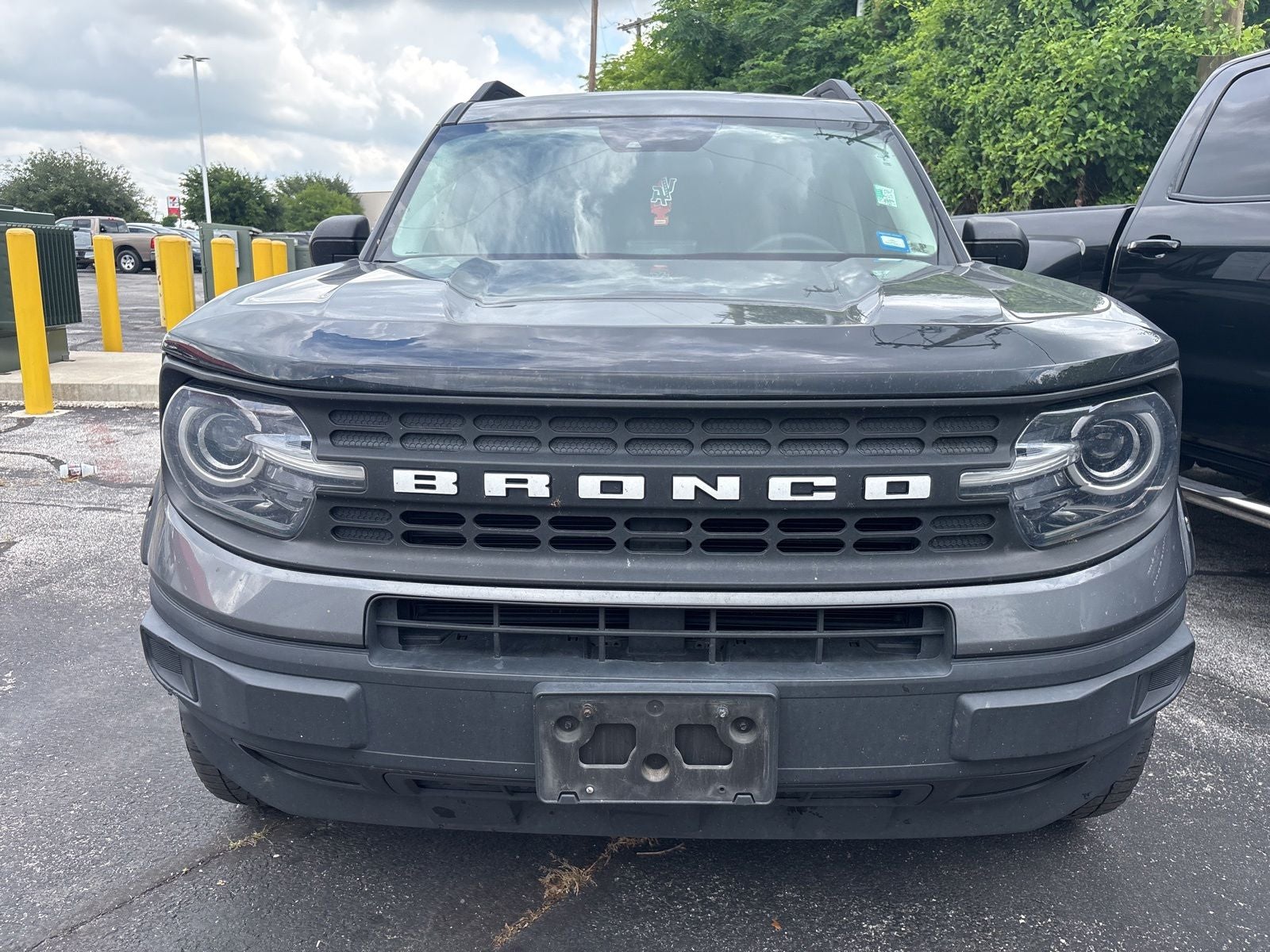 View vehicle photo 2