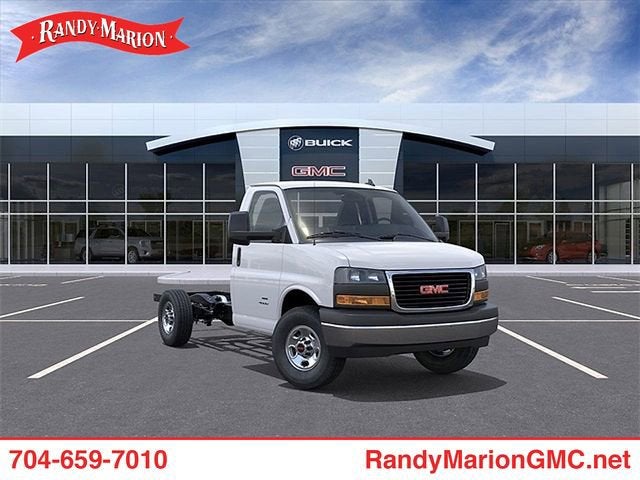 2025 GMC Savana Chassis 3500 139 Cutaway RWD