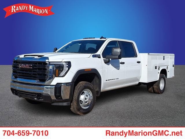 2025 GMC Sierra 3500HD Chassis Pro Crew Cab 4WD
