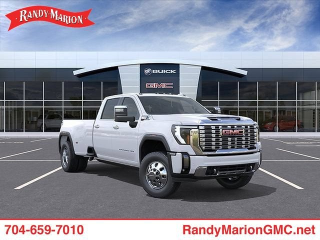 Glacier White Tricoat 2026 GMC Sierra 3500HD Pickup Truck Four-Wheel Drive Automatic