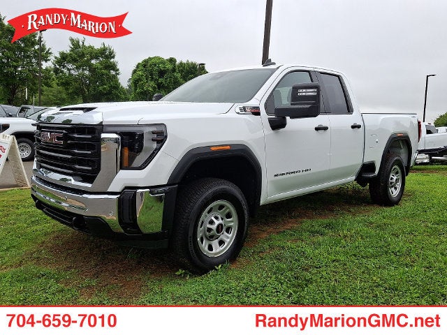 Summit White 2026 GMC Sierra 2500HD Pickup Truck Four-Wheel Drive Automatic