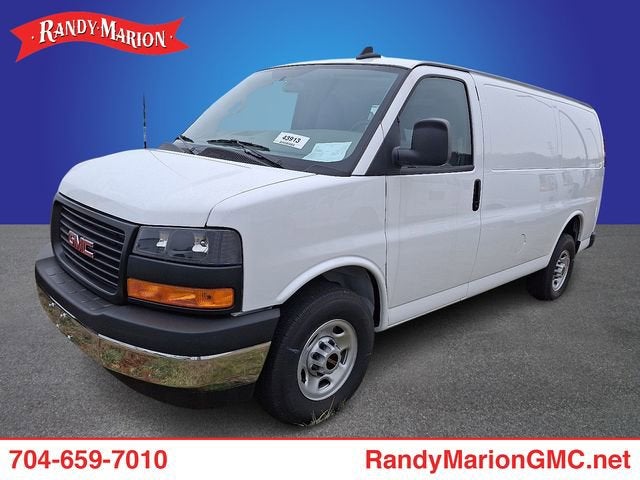 2024 GMC Savana Cargo 2500 RWD
