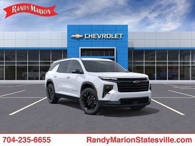 Summit White 2026 Chevrolet Traverse LT FWD SUV / Crossover Front-Wheel Drive Automatic