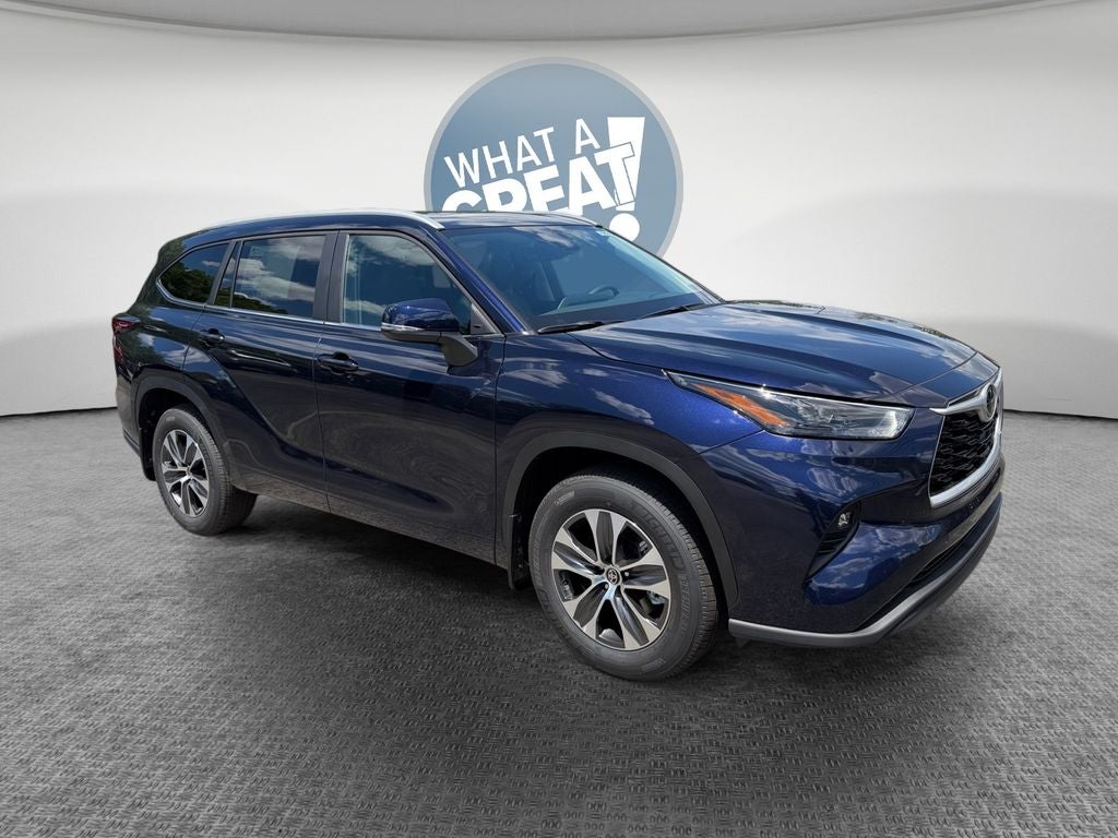 Blueprint 2026 Toyota Highlander XLE AWD SUV / Crossover All-Wheel Drive 8-Speed Dual Clutch