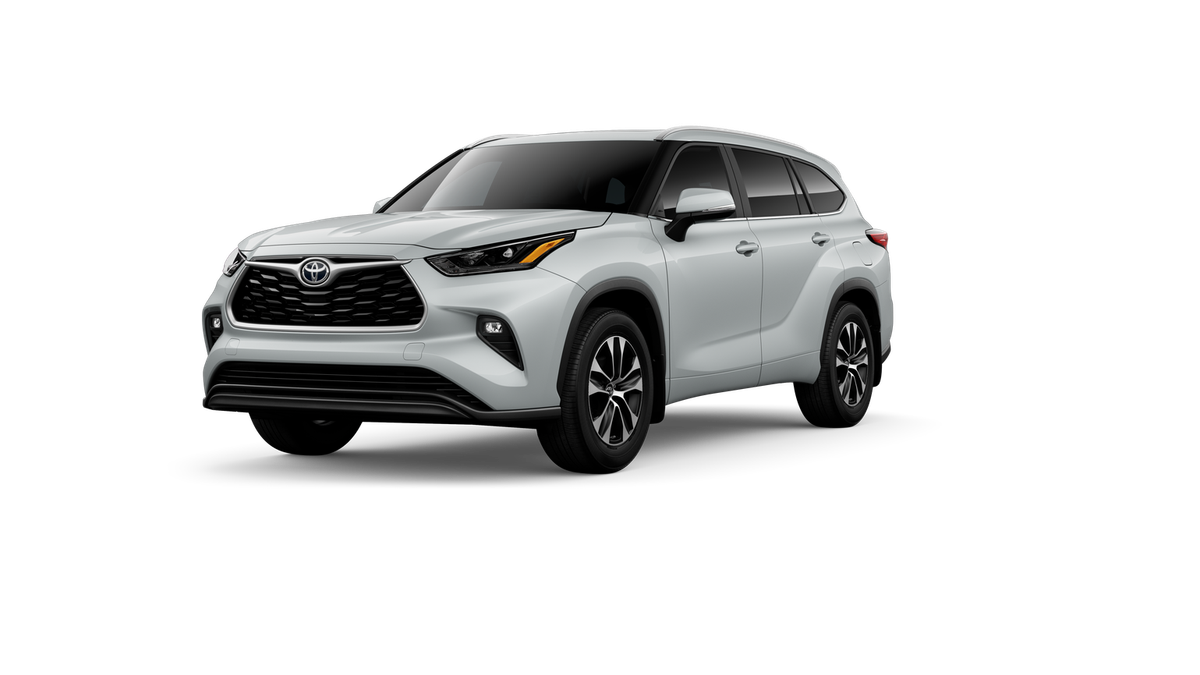 Wind Chill Pearl [Extra_Cost_Color] 2026 Toyota Highlander SUV / Crossover All-Wheel Drive 8-Speed Dual Clutch