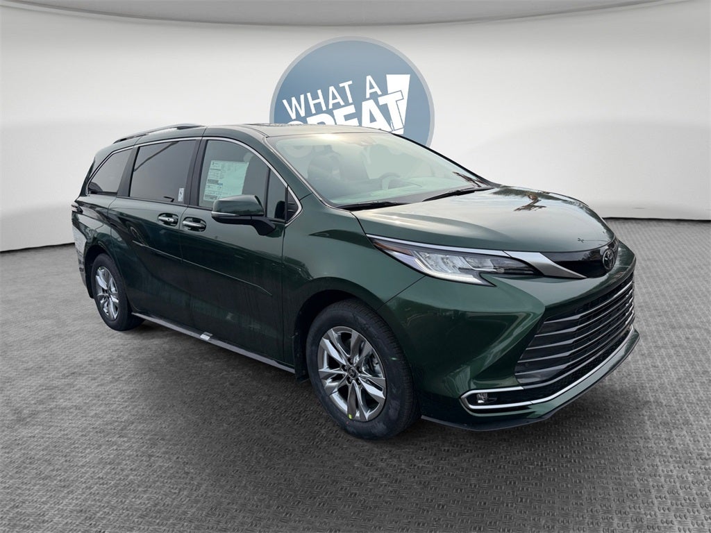 2026 Toyota Sienna Limited 7-Passenger AWD