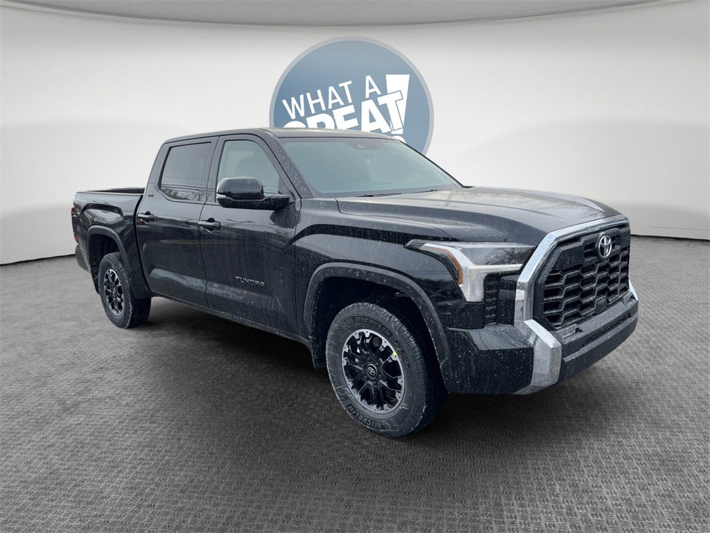 2026 Toyota Tundra SR5 CrewMax Cab 4WD