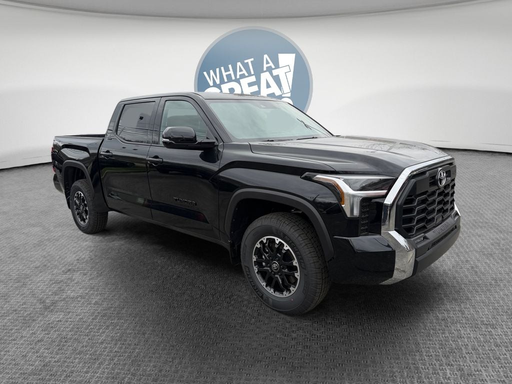 2026 Toyota Tundra SR5 CrewMax Cab 4WD